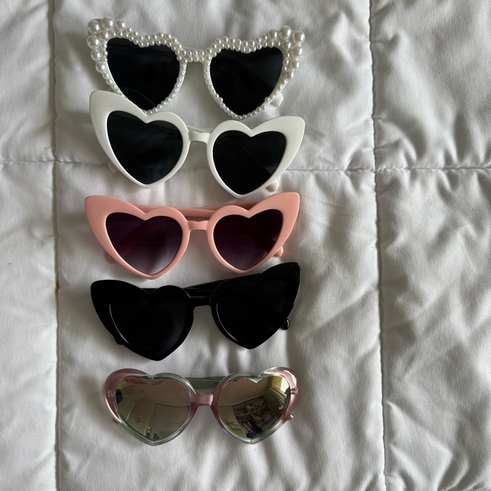 Heart-Shaped Sunglasses Set